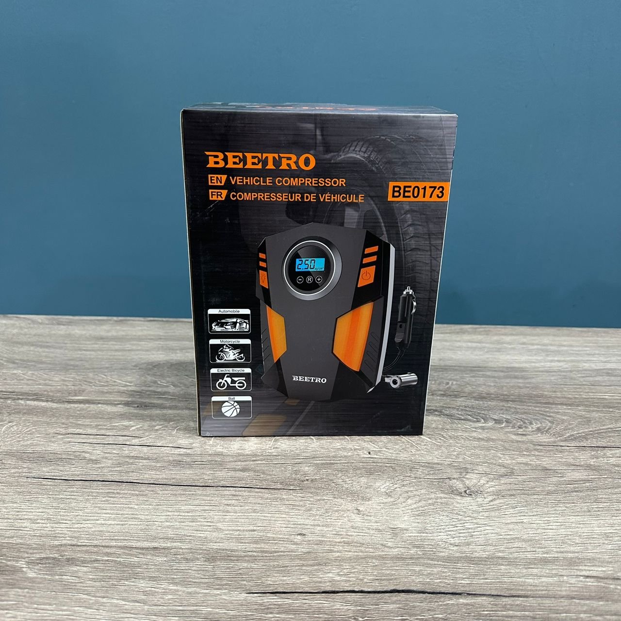 MINI COMPRESSEUR DE VOITURE BEETRO BE0173 DIGITAL DC 12V 22L par MIN